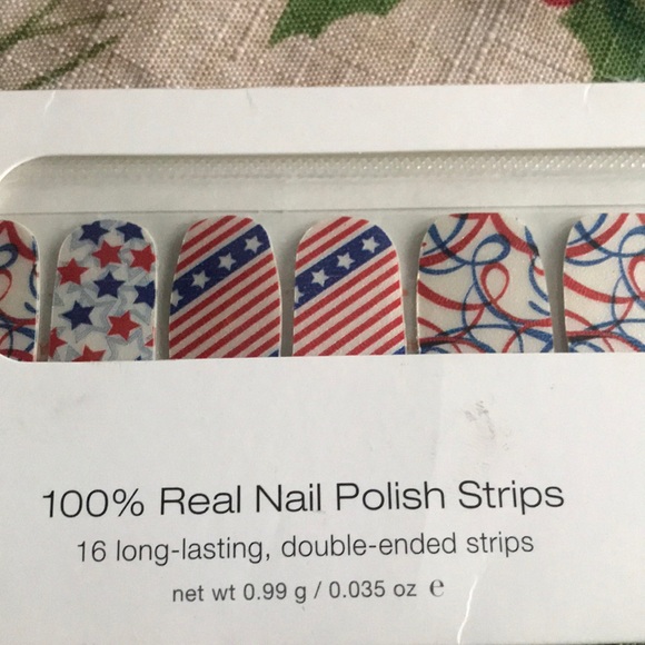 Color Streets Retired Miss Stars and Stripes - Picture 5 of 6